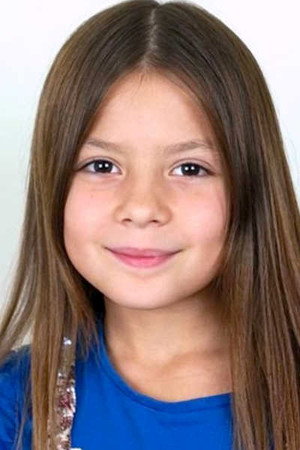 Élina Solomon portrait