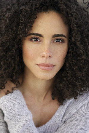 Parisa Fitz-Henley portrait
