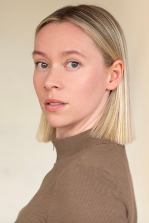 Hannah Baxter-Eve portrait