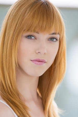 Anny Aurora portrait
