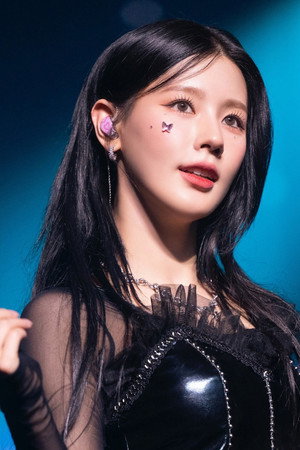 Cho Mi-yeon portrait