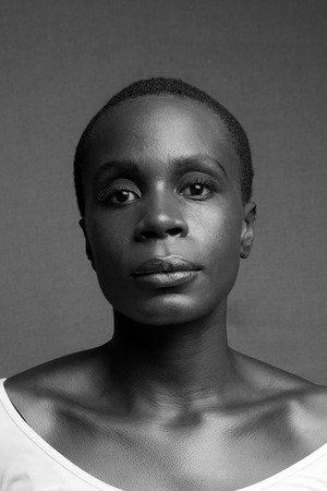 Isabél Zuaa portrait