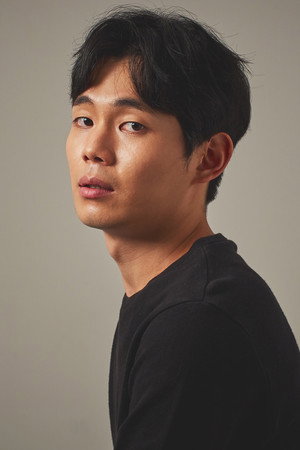 Ryu Kyung-soo portrait