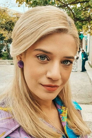 Jenny Theona portrait