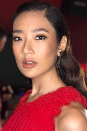Chutimon Chuengcharoensukying portrait