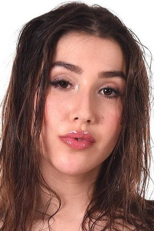 Lisa Belys portrait
