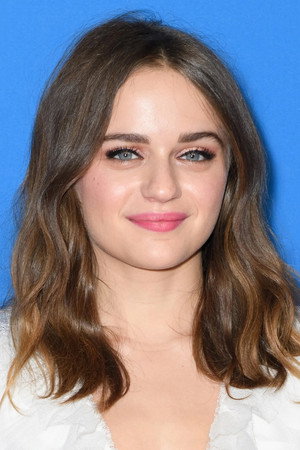 Joey King portrait
