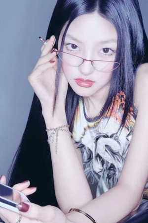 Haneul portrait