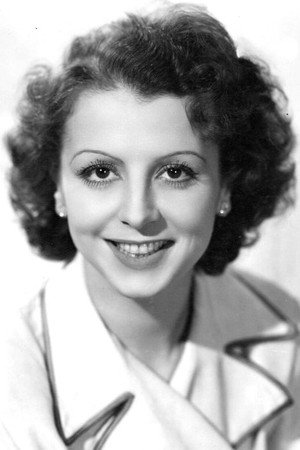 Renée Saint-Cyr portrait