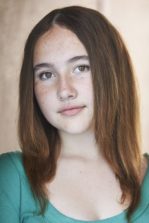 Nhev Scharrel portrait