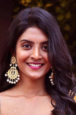 Nivedhithaa Sathish portrait