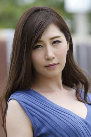 Aki Sasaki portrait