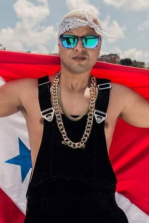 MC Dourado portrait