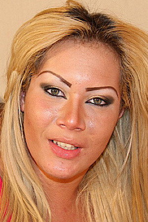 Leticia Mel portrait