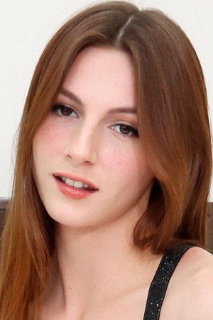 Amanda Riley portrait