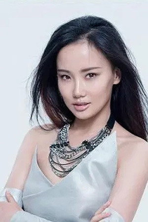 Isabelle Huang portrait