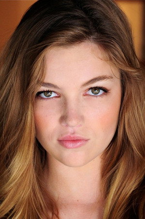 Lili Simmons portrait