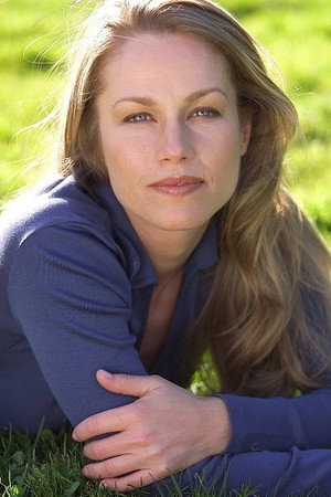 Lorraine Evanoff portrait