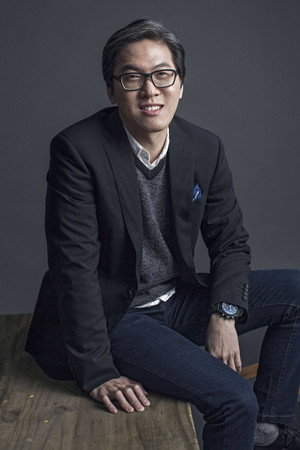 Cheng Hsiao-Tse portrait
