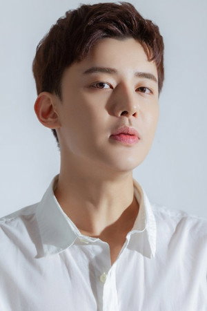 Seok-Jun Woo portrait