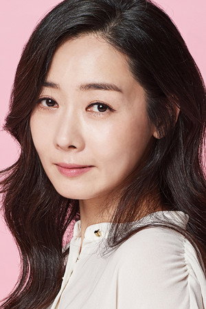 Yoo Ji-yeon portrait