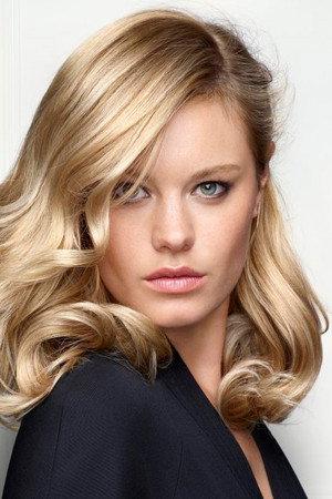 Camille Rowe portrait