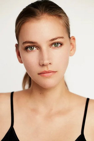 Oriana Leman portrait