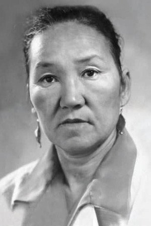 Sulyū Allamuratova portrait