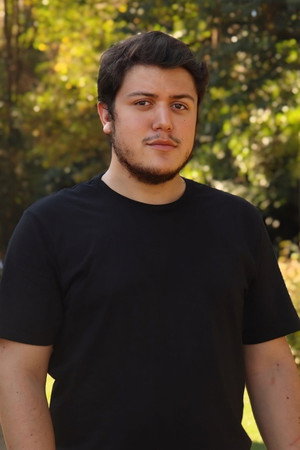 Enrique Oliveira portrait