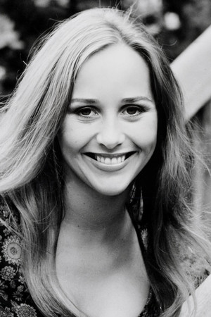 Hilary Dwyer portrait