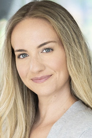 Naomi Hewer portrait