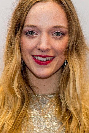 Tessa Schram portrait