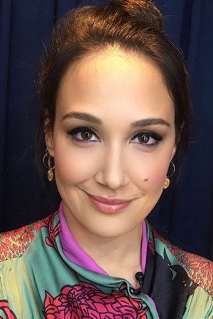 Gupse Özay portrait