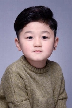 Shangjun Chen portrait