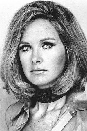 Wanda Ventham portrait