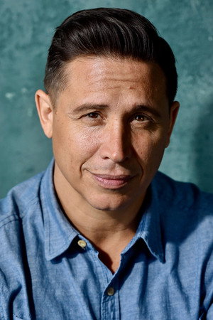 Erik Palladino portrait