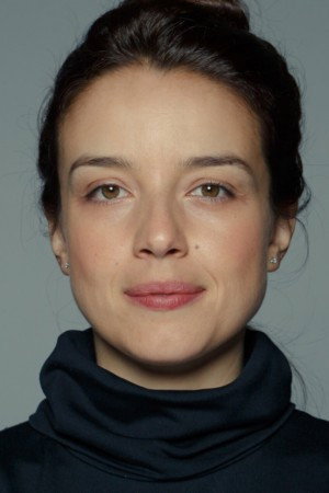 Juliana Pinah portrait