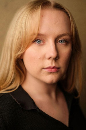 Alexa Davies portrait
