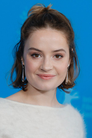 Ella Øverbye portrait