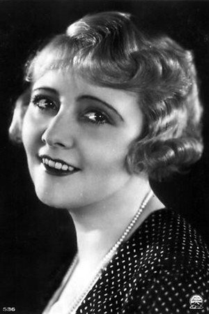 Simone Cerdan portrait