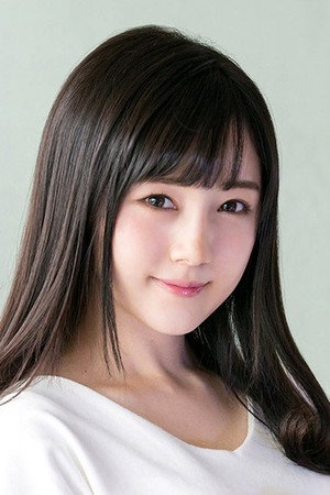 Emiri Suzuhara portrait
