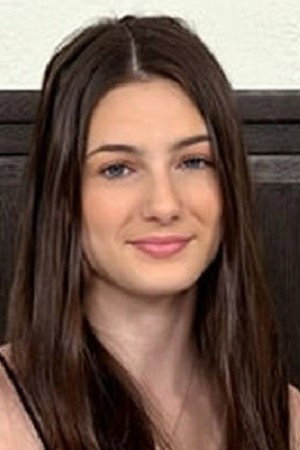 Sophie Tyler portrait