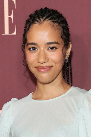 Jasmin Savoy Brown portrait