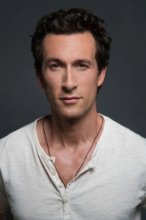 Aaron Lazar portrait