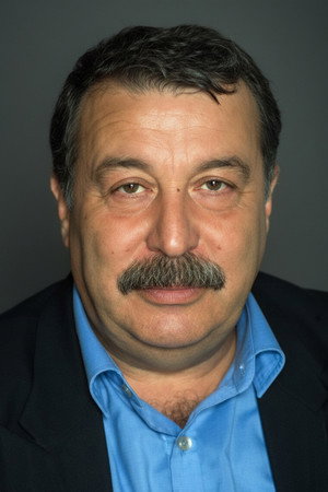 Aykut Oray portrait