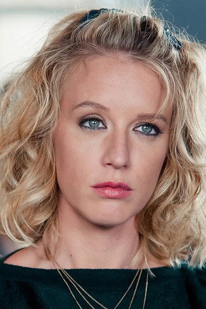Ludivine Sagnier portrait