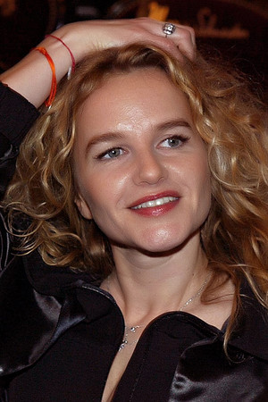 Isabelle Pasco portrait