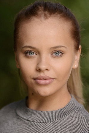 Tia Noakes portrait