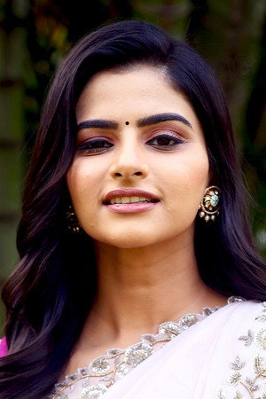 Avantika Dassani portrait