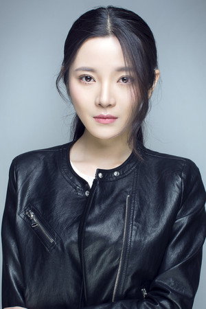 He Jia Ying portrait